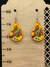 Load image into Gallery viewer, Christmas/Holiday earrings
