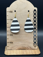 Load image into Gallery viewer, Black and white striped faux leather earrings
