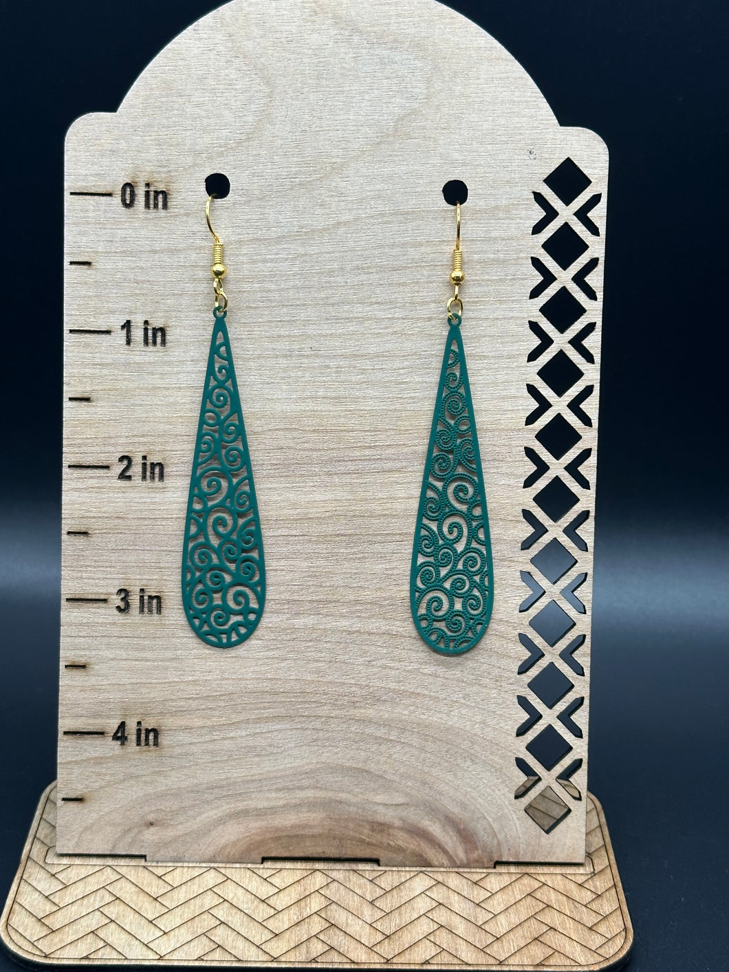 Swirl drop earrings