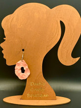 Load image into Gallery viewer, Coral metal dangle earrings
