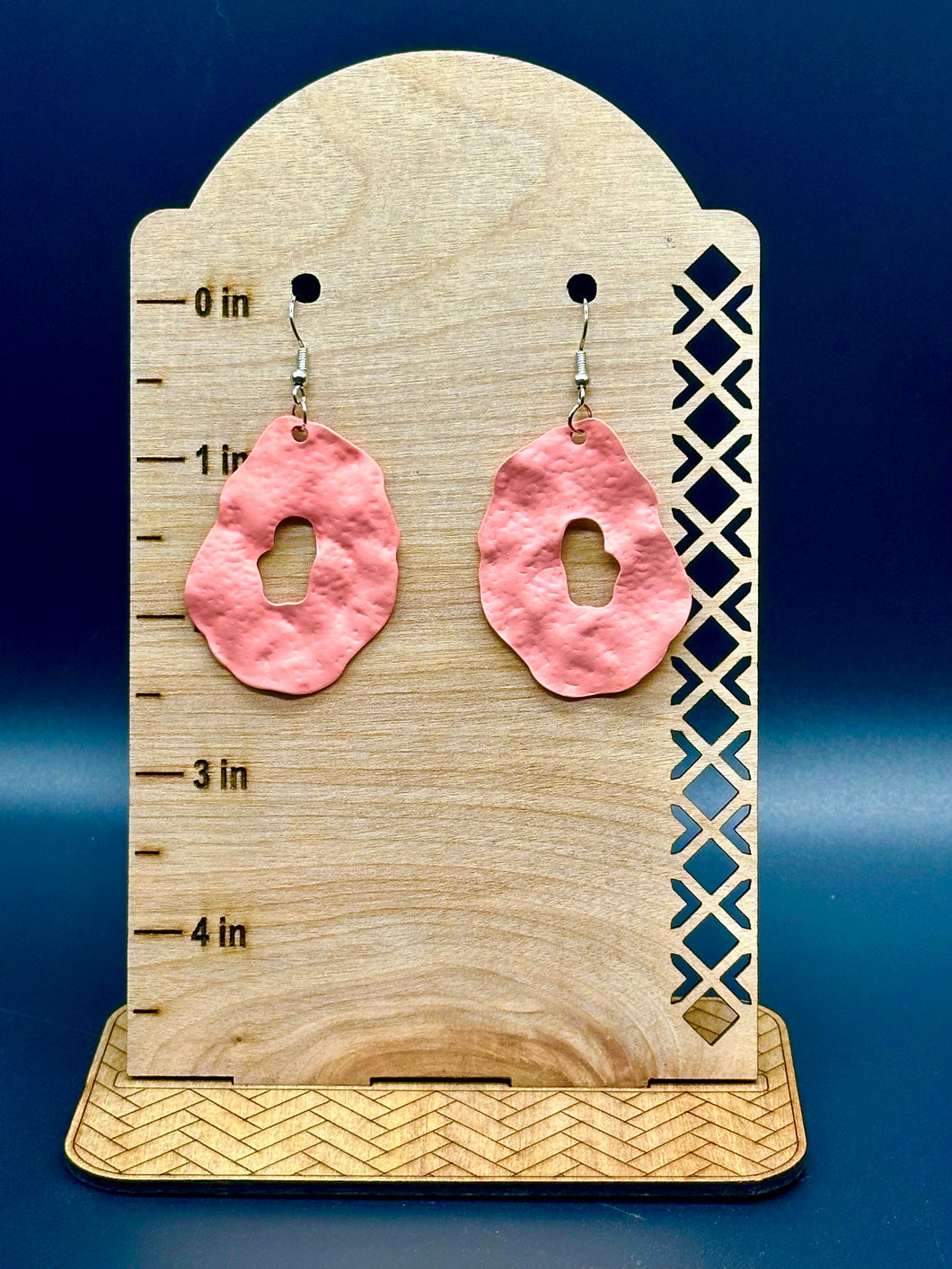 Coral metal dangle earrings