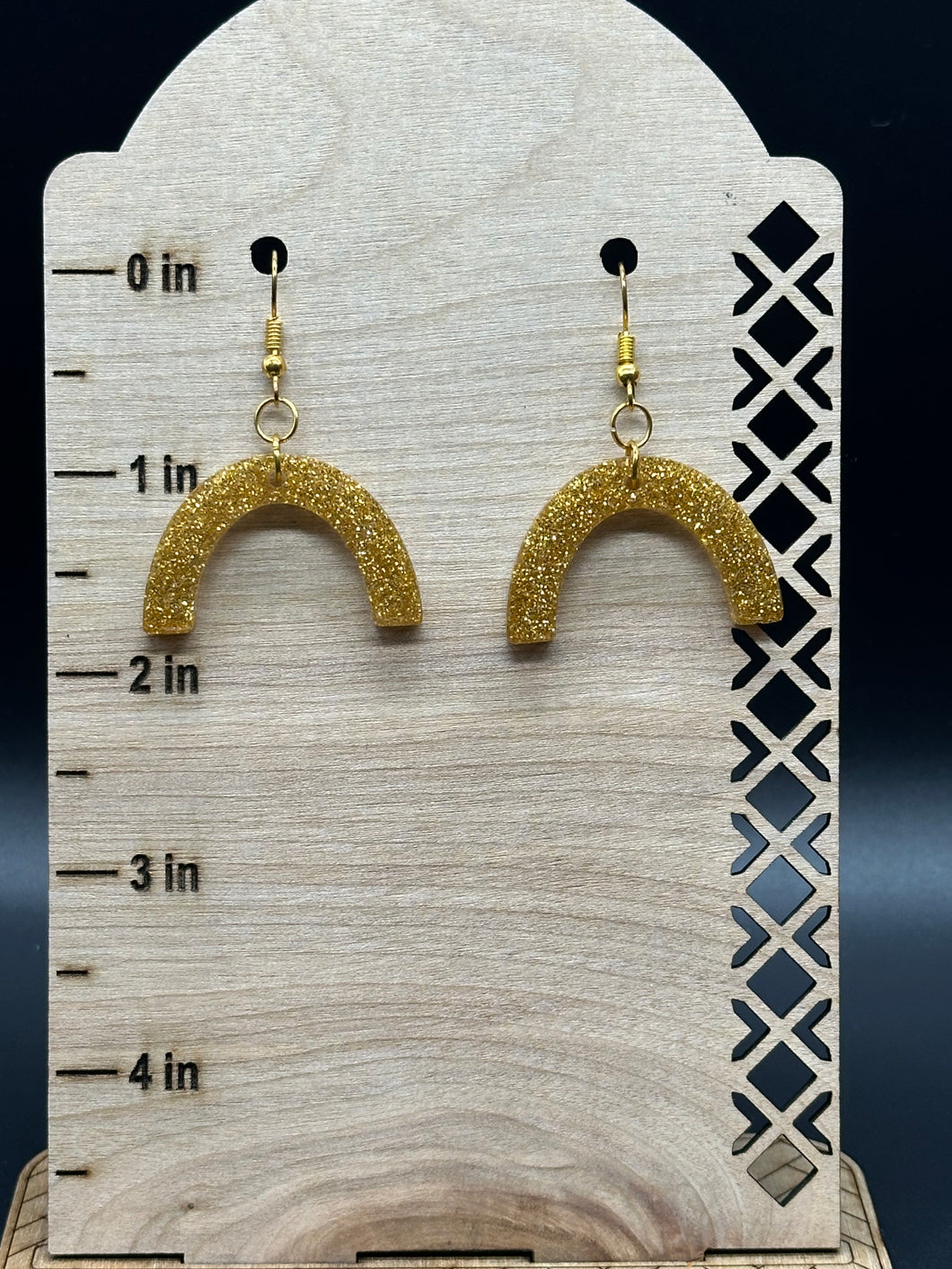 Gold glitter arch earrings