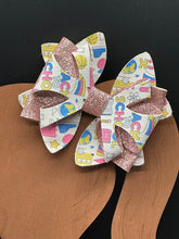 Load image into Gallery viewer, Back to school hairbows
