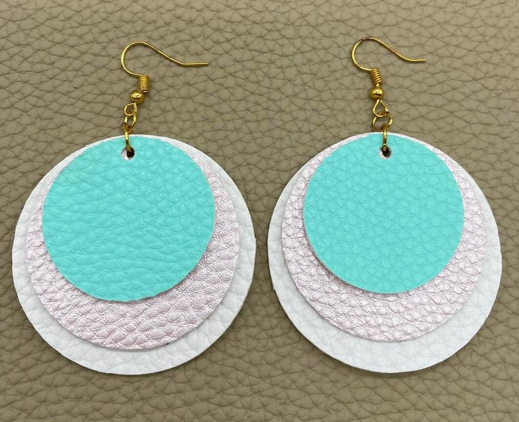 Round faux leather earrings